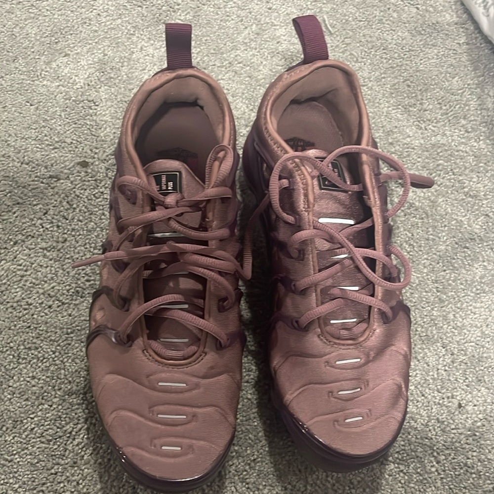 Purple air max vapor max size 8
